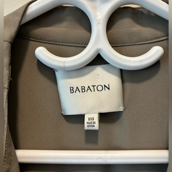 Babaton Light Robe - Picture 5 of 6